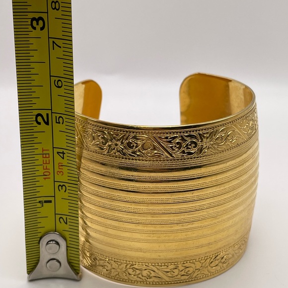 Monet Gold cuff bangle - Picture 4 of 4